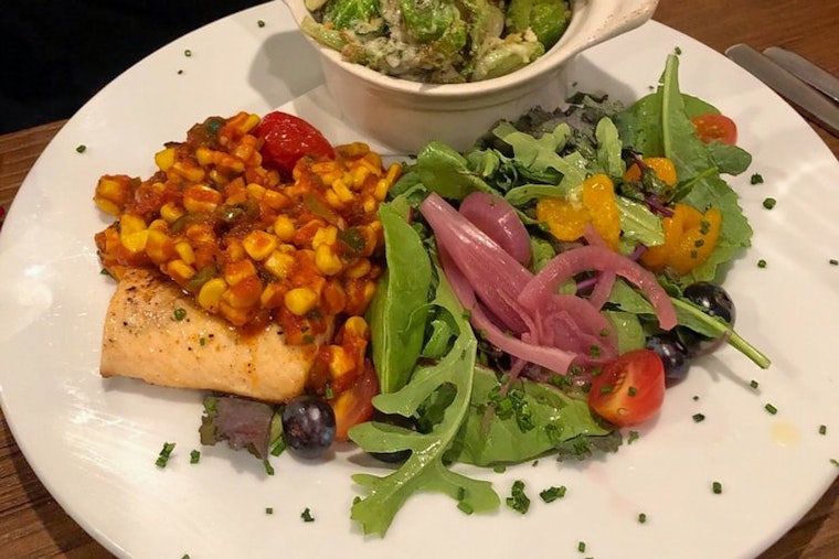 New Edgebrook New American spot Dakota 94 opens its doors