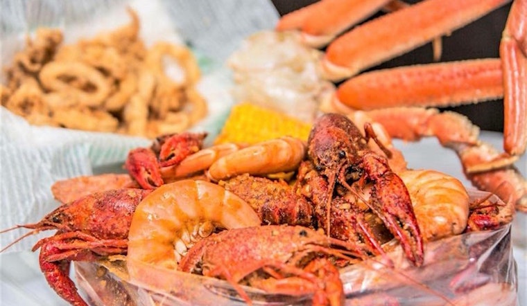 New Cajun/Creole spot The Juicy Seafood debuts in Aurora