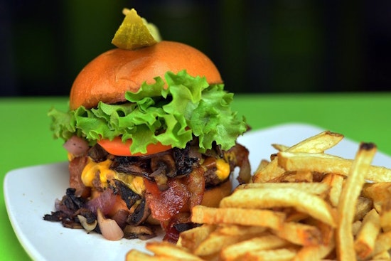Mesa's top 5 sports bars, ranked