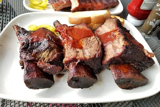 Your guide to the 4 top spots in Kansas City's Martin City neighborhood