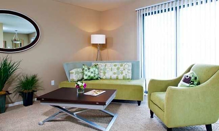 Renting in Omaha: What will $900 get you?