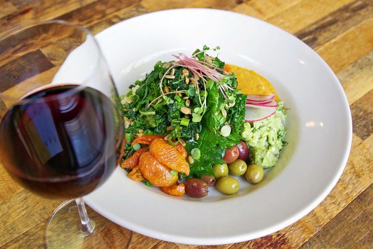 Explore the 5 top spots in Minneapolis' Lowry Hill East neighborhood