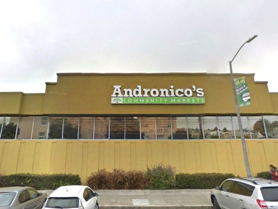 End Of Shelf Life: Irving St. 'Andronico's' Signs Coming Down