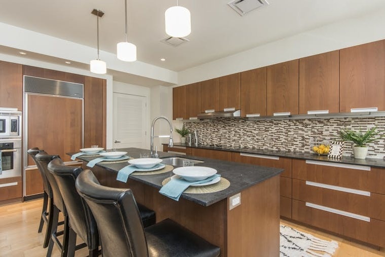 What will $2,600 rent you in Rittenhouse, today?