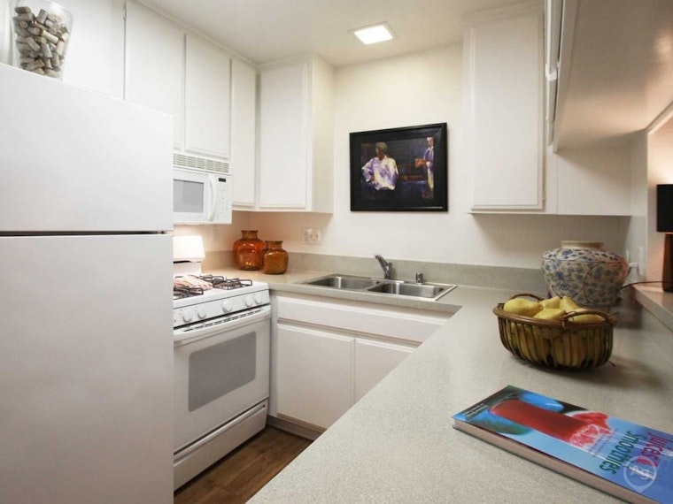 Renting in Santa Ana: What will $2,700 get you?
