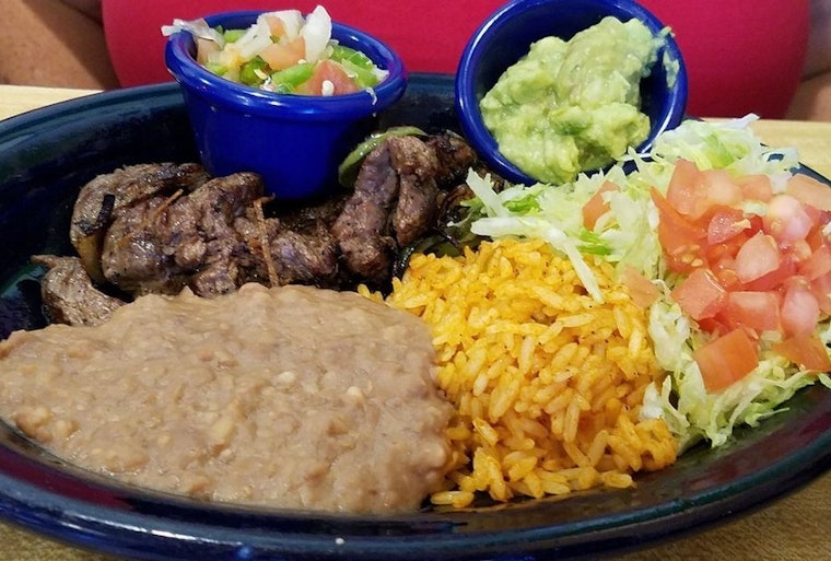 Explore the 5 most popular spots in Albuquerque's Huning Castle neighborhood