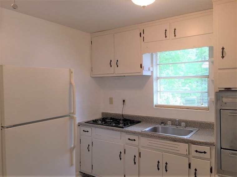 The cheapest apartment rentals in Virginia Highland, Atlanta