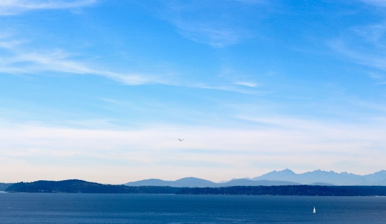 Top Seattle news: Smoke from recycling plant fire reaches north; lowest tides of the year to arrive