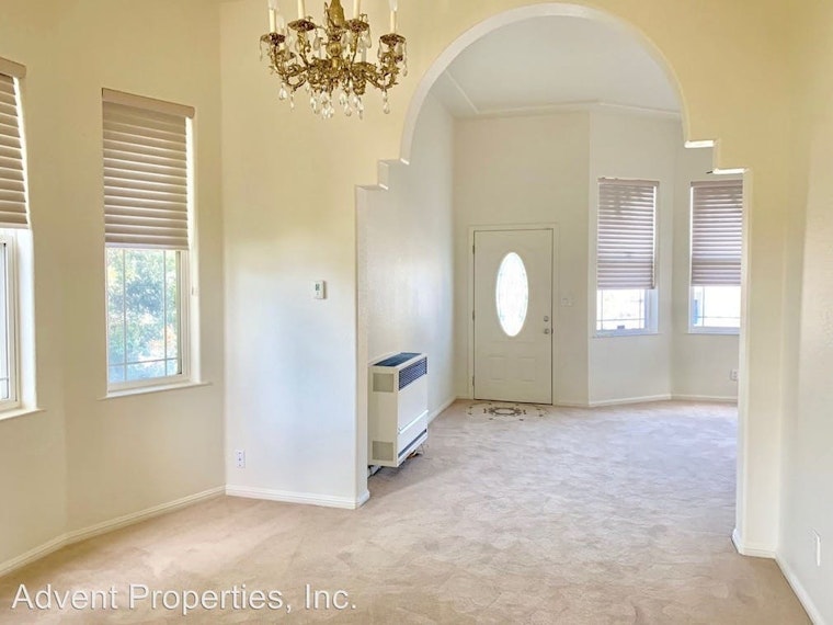 The most inexpensive apartment rentals in Hoover/Foster, Oakland
