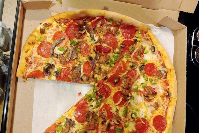 Tulsa's 4 best spots to score inexpensive pizza