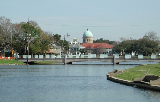 Top New Orleans news: Asian eels invade Bayou St. John; 40 bullets fly in drugstore shootout; more