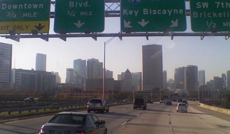 Top Miami news: Officer hurt after I-95 chase; court steps up deportations; more