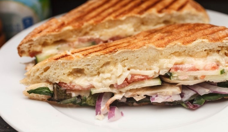 Your guide to the 5 top spots in New Orleans's Navarre neighborhood