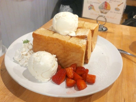 SF Eats: Na Ya Dessert Cafe debuts in Hayes Valley, Indian grocery opens in the Mission, more