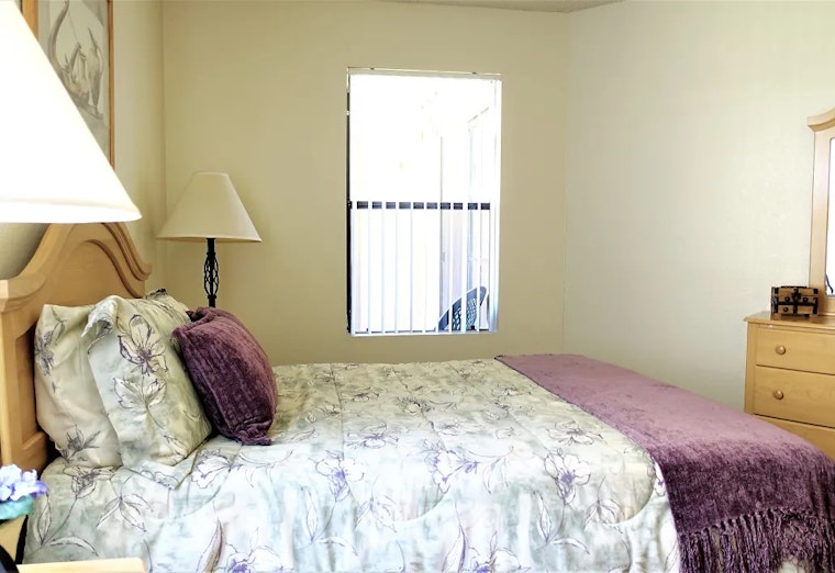 What will $800 rent you in Deer Valley, right now?