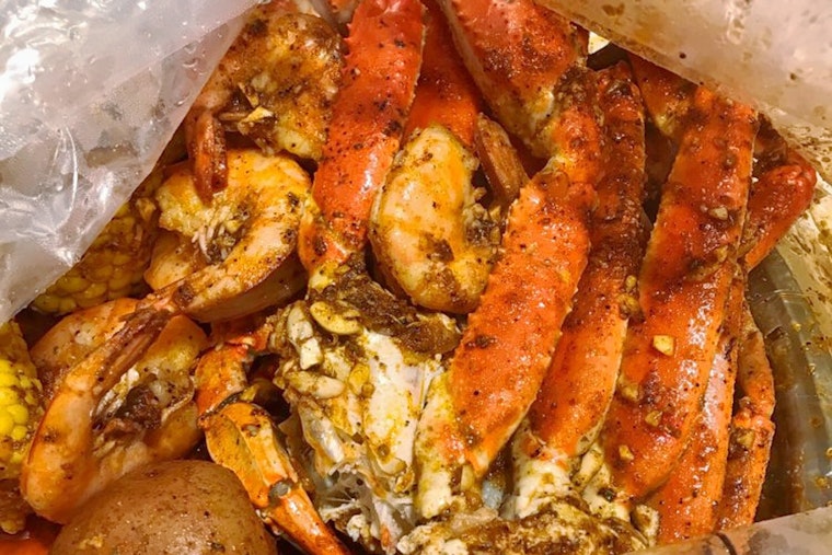 Yummy Crab brings seafood fare to Montclaire South