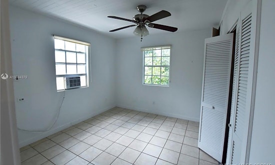 The most inexpensive apartment rentals in Little Havana, Miami