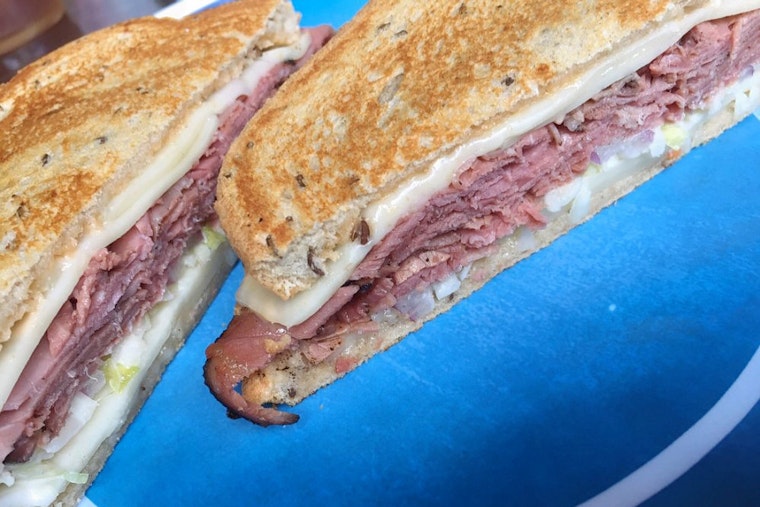 Saint Petersburg's 5 best spots to score sandwiches on a budget