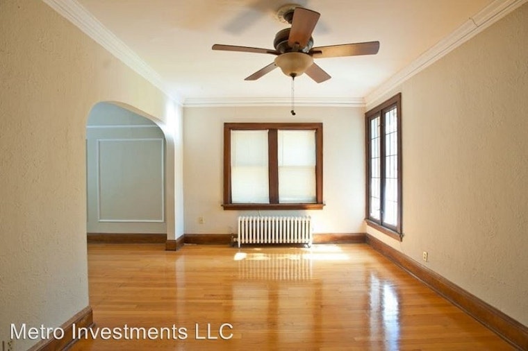 What will $800 rent you in Riverwest, this month?