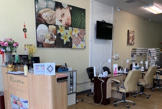 New salon Fresh Nails opens its doors in King