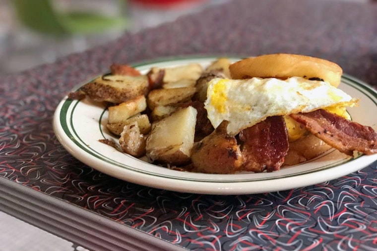 Explore the 5 top spots in Columbus' Necko neighborhood