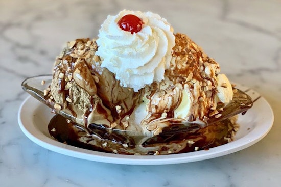 Your guide to the 5 most popular spots in Oakland's Piedmont Avenue neighborhood