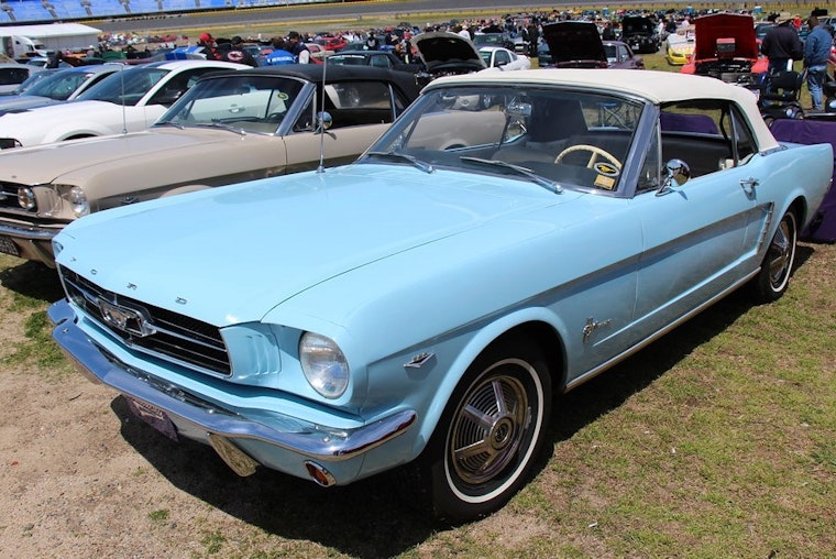 Top Detroit news: Mustang creator, Chrysler savior Iacocca dies; video shows fatal chase; more