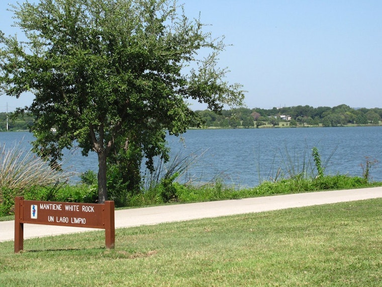 Top Dallas news: Efforts to remove 'Shingle Mountain' delayed; body found in water at lake; more