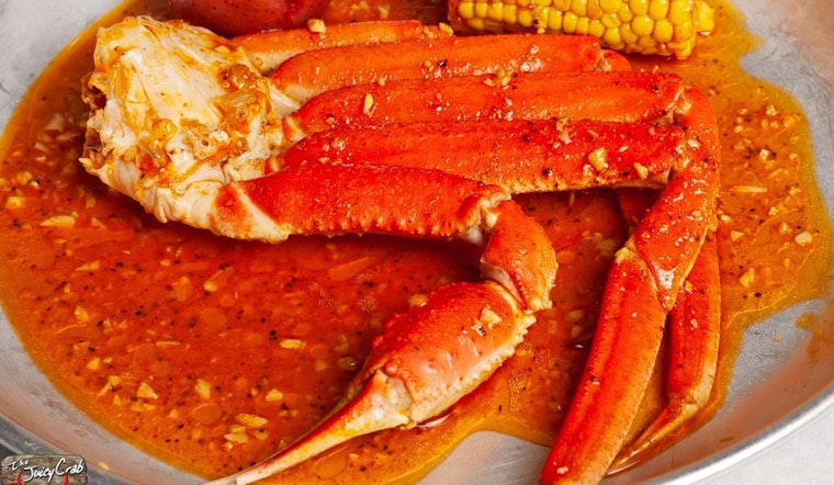 New Willowbrook seafood spot The Juicy Crab opens its doors