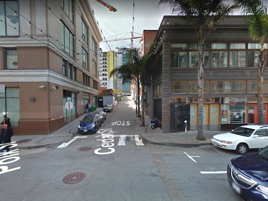 2 Girls Hospitalized After Man Rams Them With Shopping Cart
