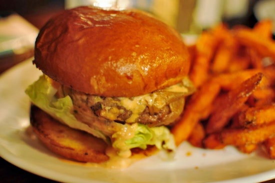 4 top spots for burgers in Jersey City