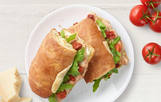 Panera Bread opens new location in University City