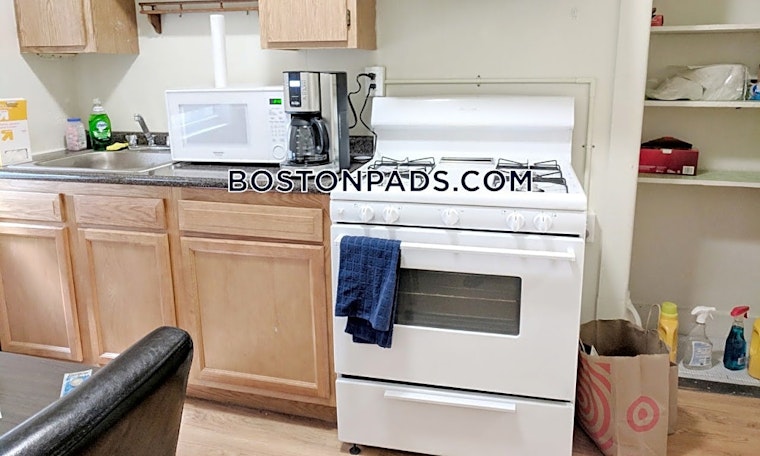 Renting in Boston: What will $2,100 get you?