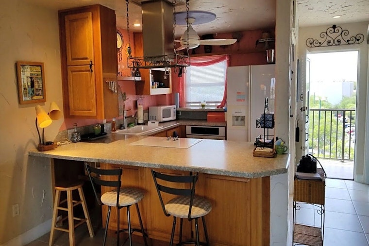 The lowest priced apartment rentals in Downtown, Saint Petersburg