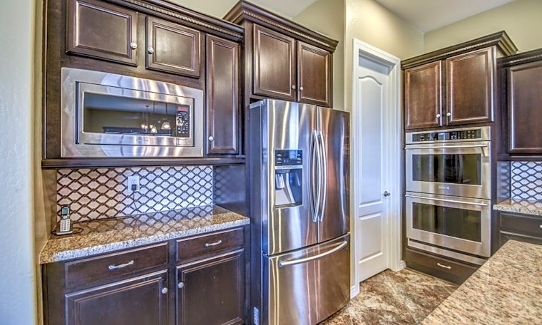 Renting in Mesa: What will $2,500 get you?