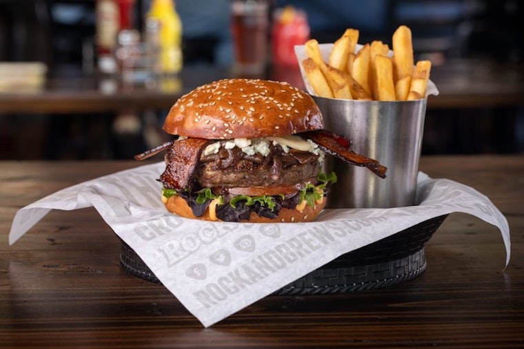 Check out the 4 most popular spots in Orlando's Airport North neighborhood