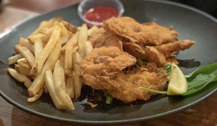 New Midtown seafood spot Saltwater Crab opens its doors