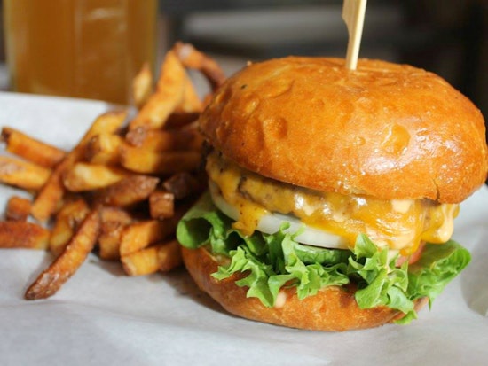 Oakland's 5 Best Delivery Burgers