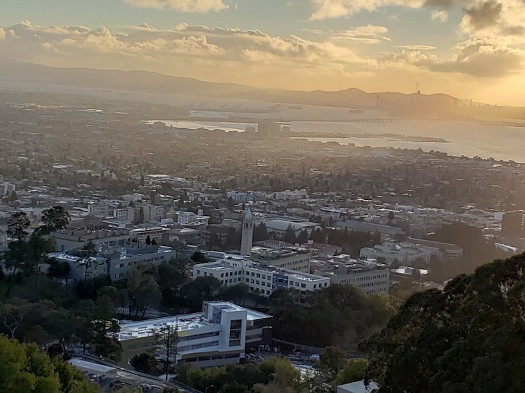 Top Berkeley news: Natural gas ban floated for new buildings; nurse accused of Vicodin theft; more