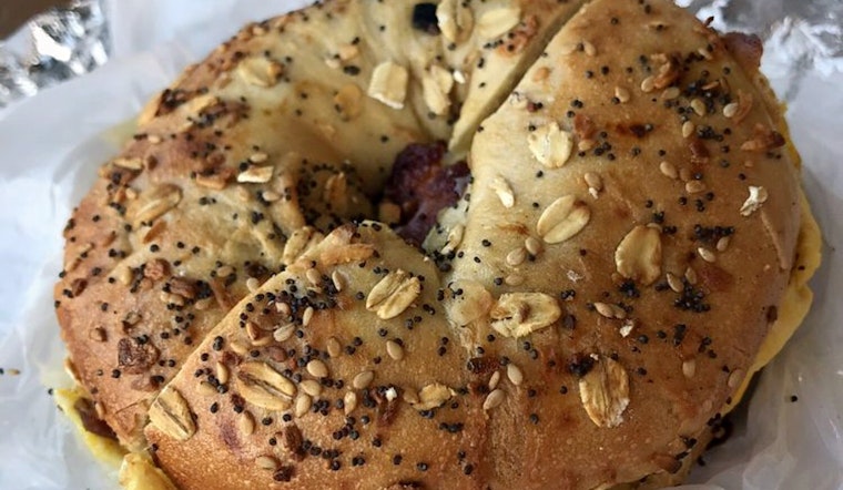 Taste Of New York Bagels & Deli brings coffee and tea fare to Lakeview