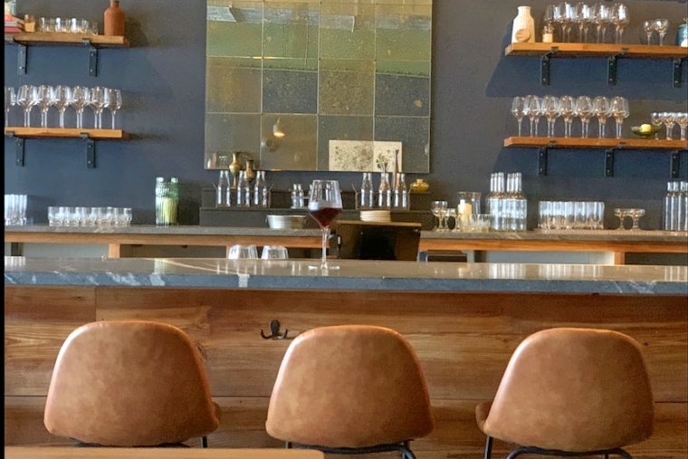 New wine bar Knifebird now open in Midtown