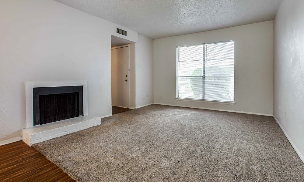 The lowest priced apartment rentals in Woodhaven, Fort Worth