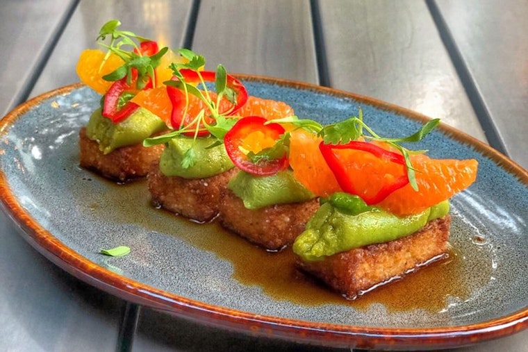 New Melrose vegan spot Nic's on Beverly opens its doors