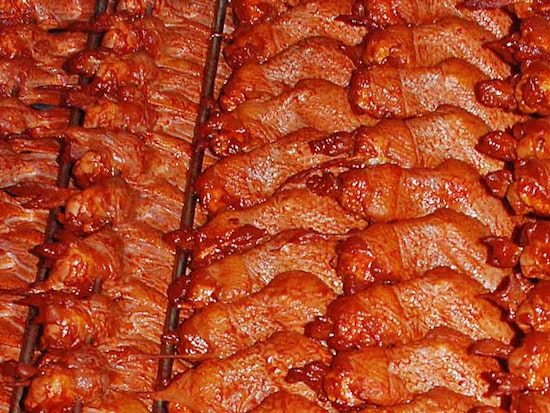 Wing Wings Searching For a Few Hungry Competitors
