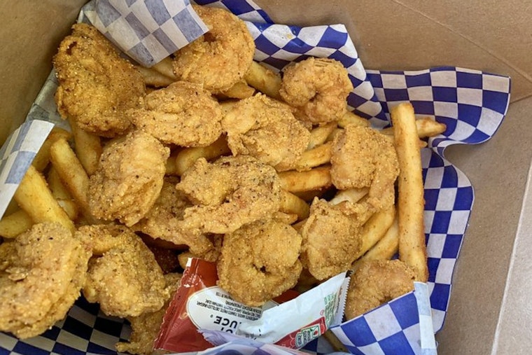 North Oak Park gets a new food truck: Broadway Fish And Shrimp