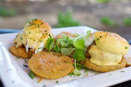 Explore the 4 top spots in Baltimore's Inner Harbor neighborhood