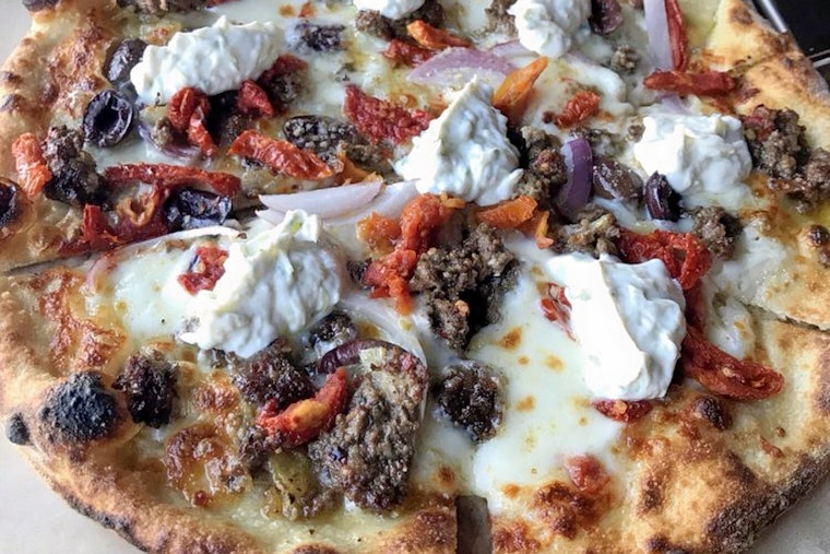 Get Pizza And More At Queen Anne's New 'Evviva Woodfired Pizza'