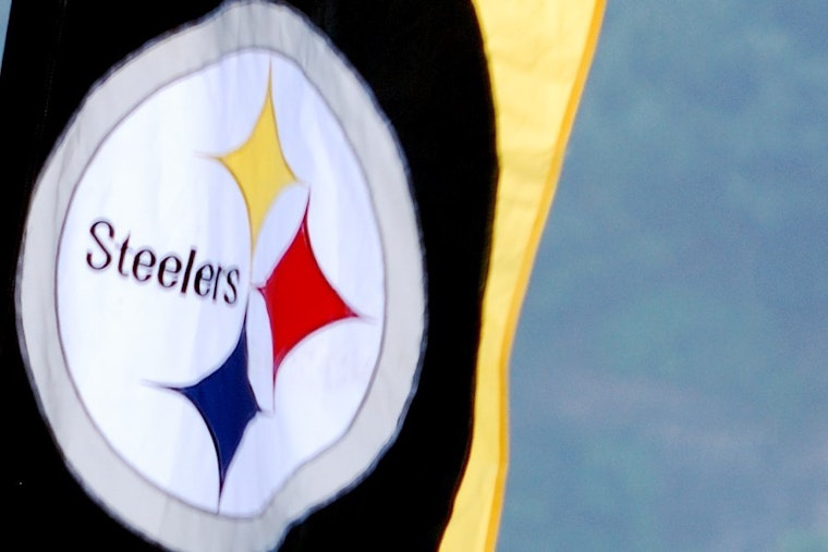 Top Pittsburgh news: 'Inverted' Steelers jersey debuts; school closes as enrollment declines; more