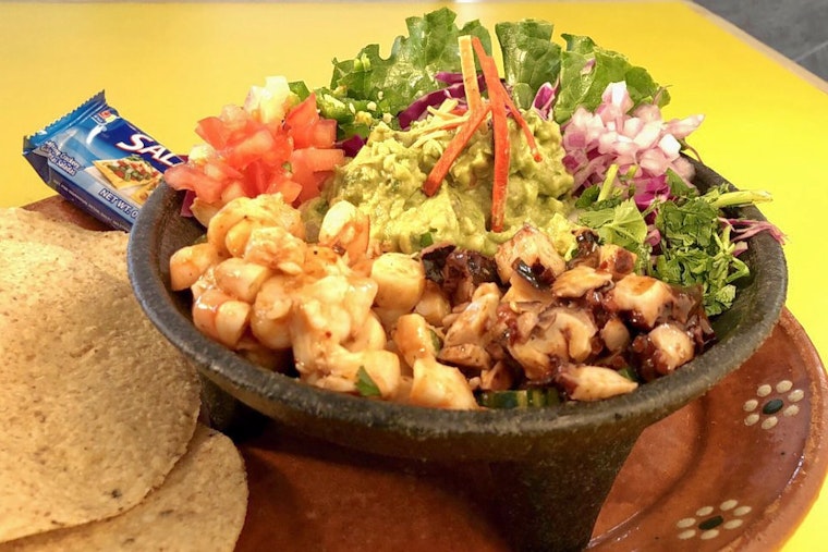 La Marisquera Ostioneria brings Mexican fare to Mid West
