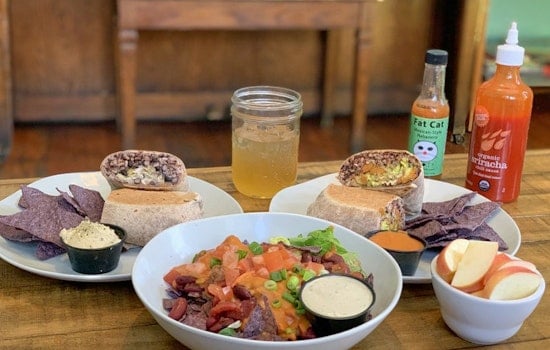 Check out the 5 most popular spots in Orlando's Lake Eola Heights neighborhood